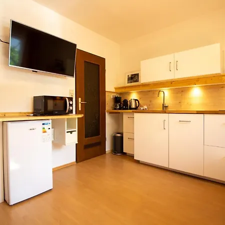 Haus Kinspergher Apartamento *