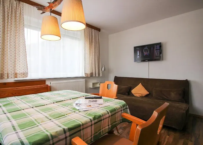 Haus Kinspergher Апартаменты